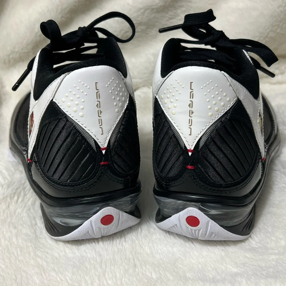 2009 Nike Jordan 'Black White' 343084-062 Men’s 8.5